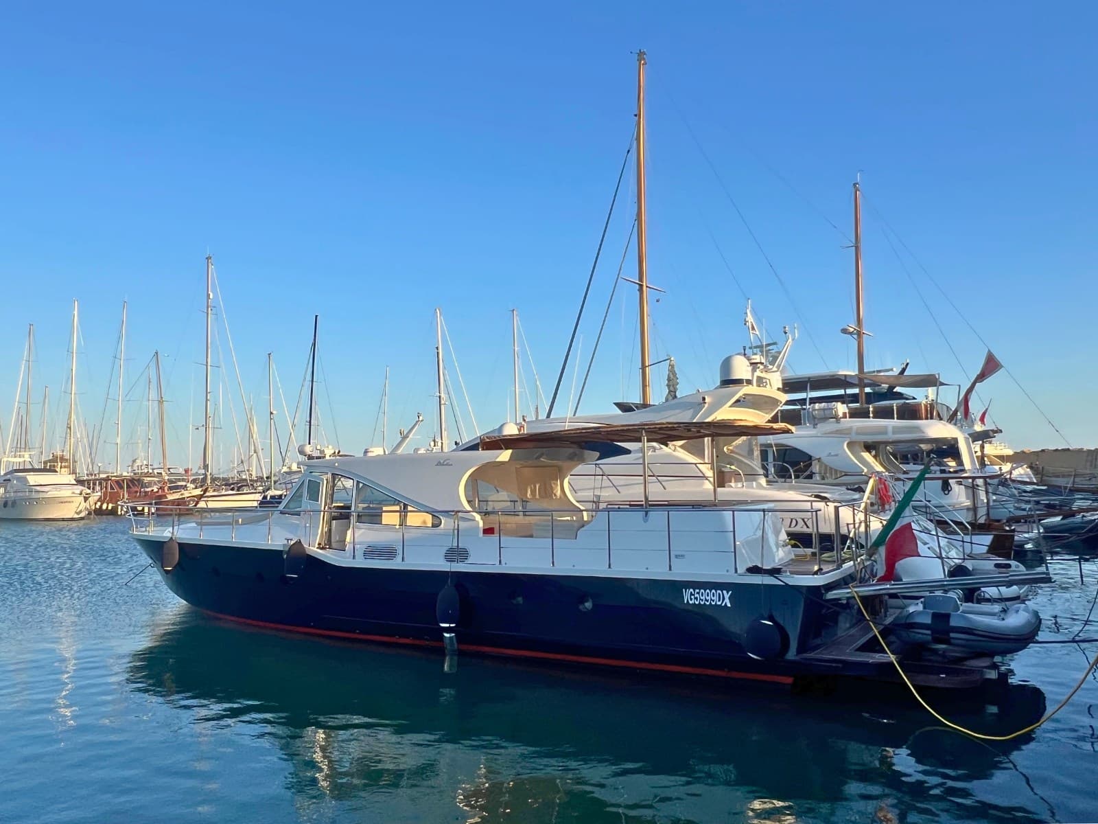 Navalia Navalia 65 - Deck View Navalia Navalia 65 - Deck View