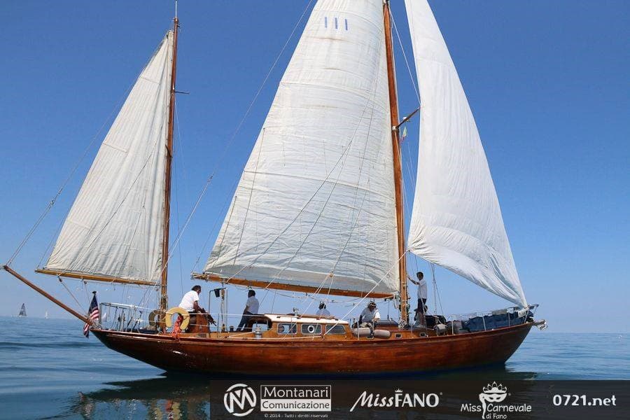 Yawl Marconi Gilla - Deck View Yawl Marconi Gilla - Deck View