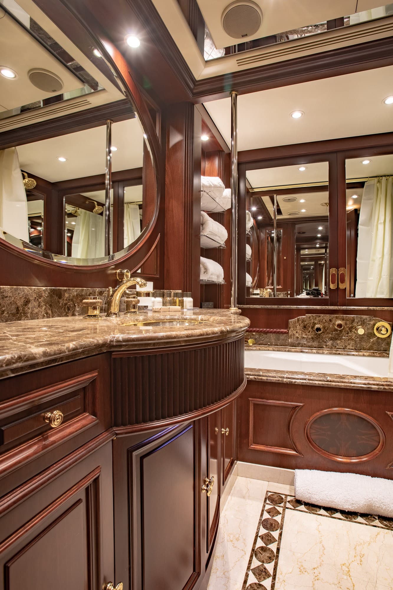 Benetti M/Y Akira One usato - foto hero 18