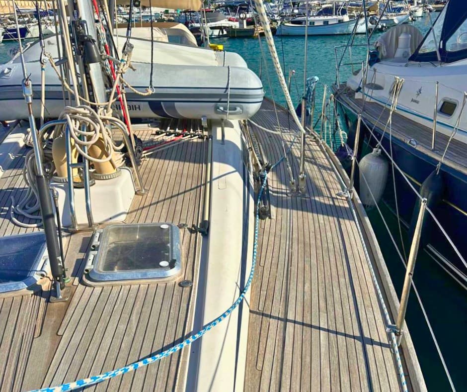 Nautor Swan Swan 48-123 E2 - Deck View Nautor Swan Swan 48-123 E2 - Deck View