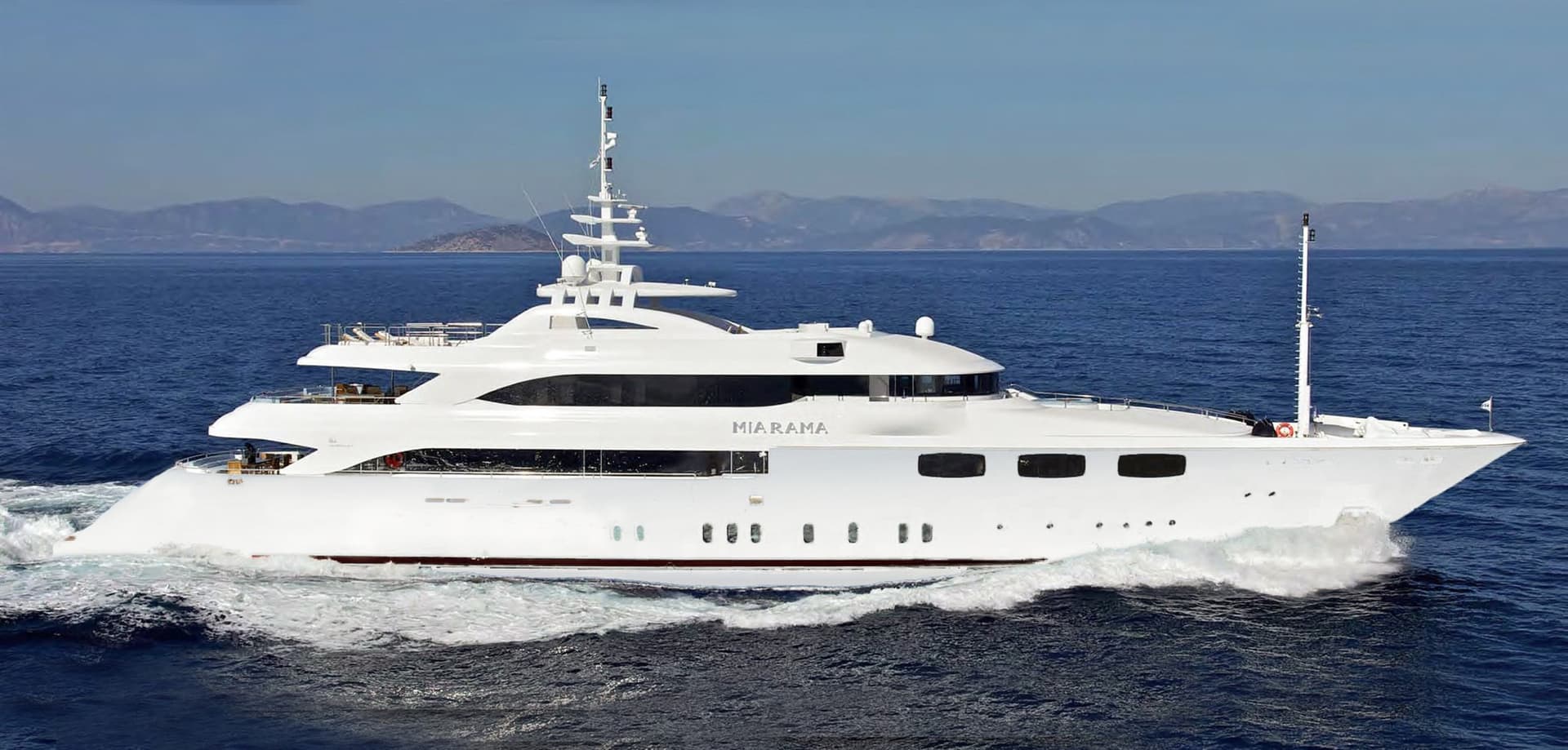 Golden Yachts M/Y Mia Rama - Main View Golden Yachts M/Y Mia Rama - Main View