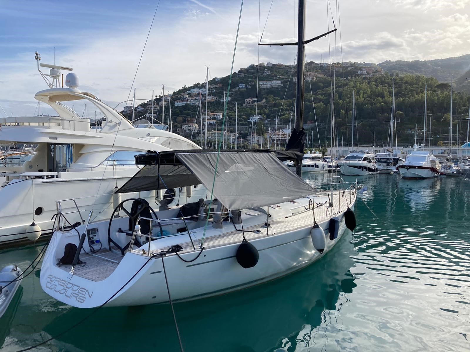 Comar Comet 51' Sport - Deck View Comar Comet 51' Sport - Deck View