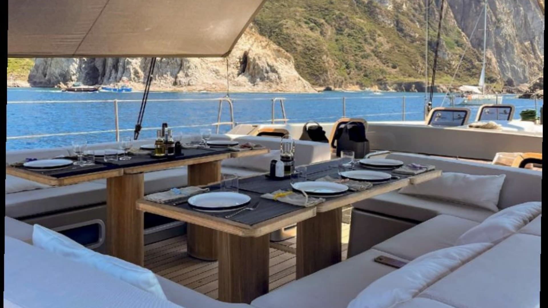 Wally Yachts Wally 100 Running on Faith d'occasion - image hero 6