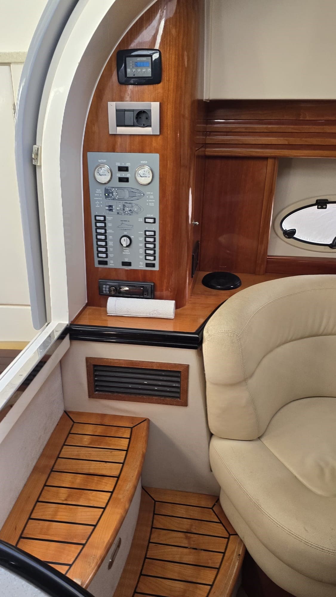 Elan Marine ELAN 35 POWER usato - foto hero 22