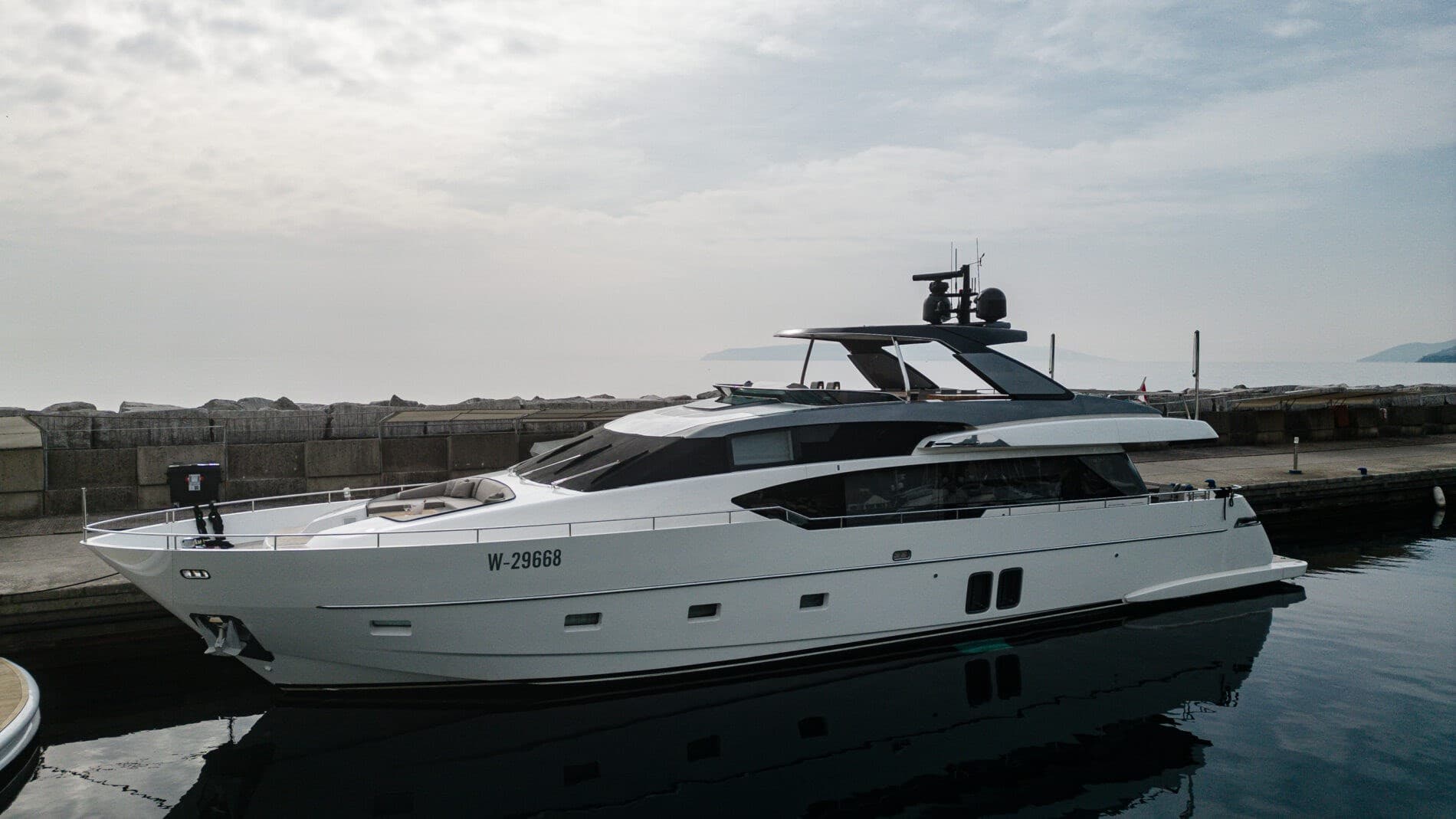 Sanlorenzo Sl 86 - Detail View 1 Sanlorenzo Sl 86 - Detail View 1