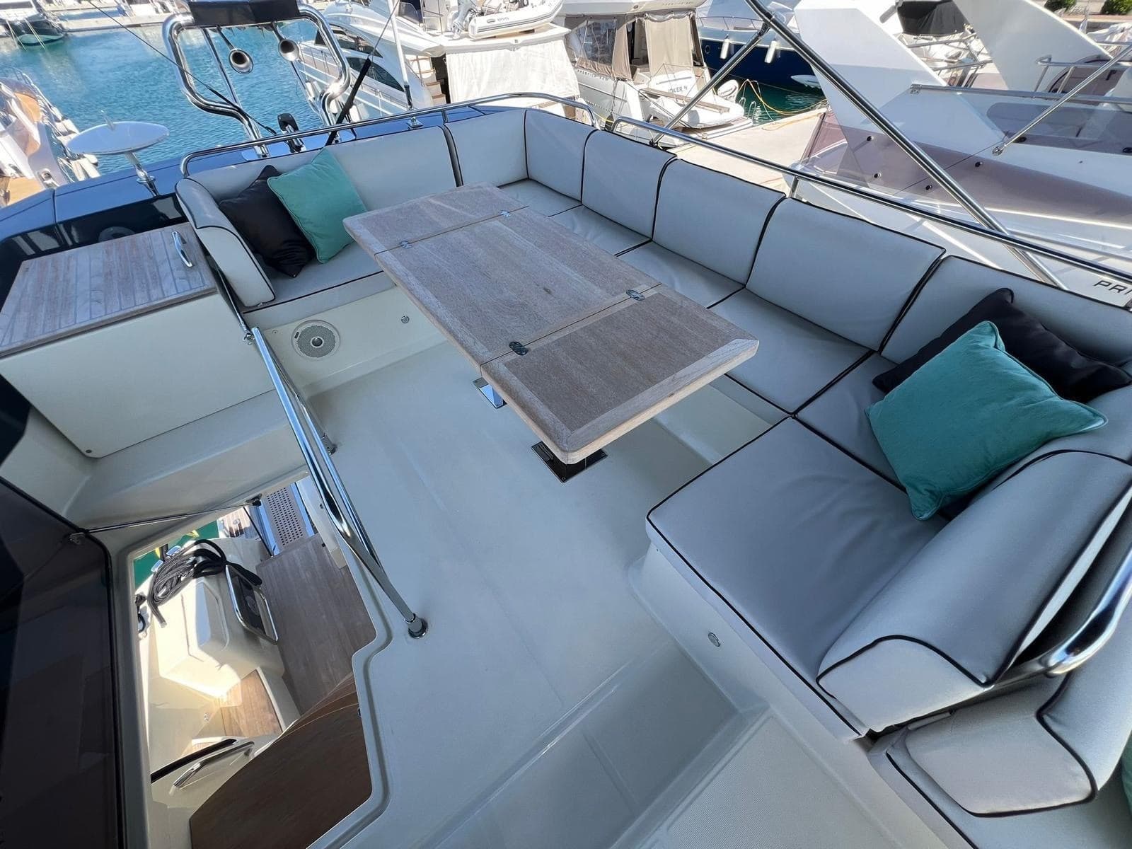 Beneteau Monte Carlo 5 gebraucht - Detail 4
