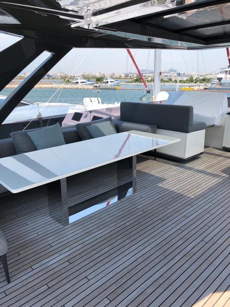 Ferretti Yachts 850 usato - foto hero 5