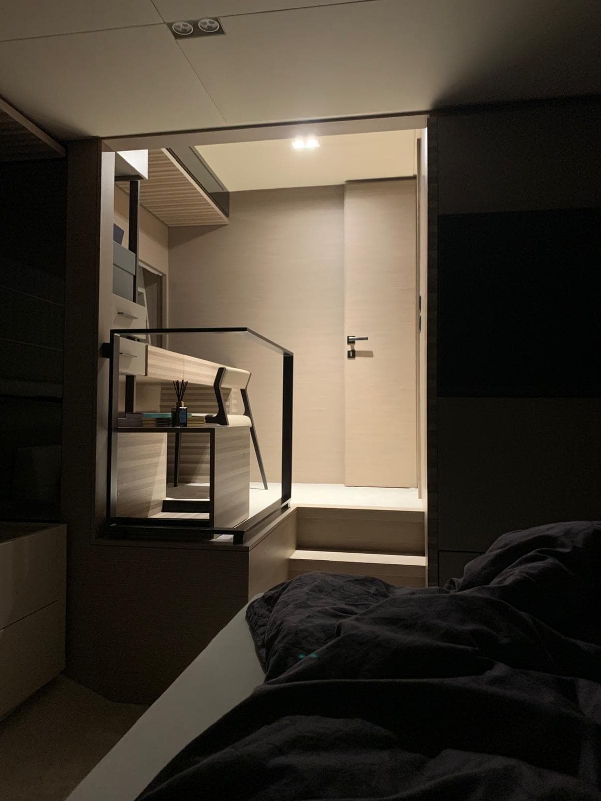Ferretti Yachts 670 usato - foto hero 24