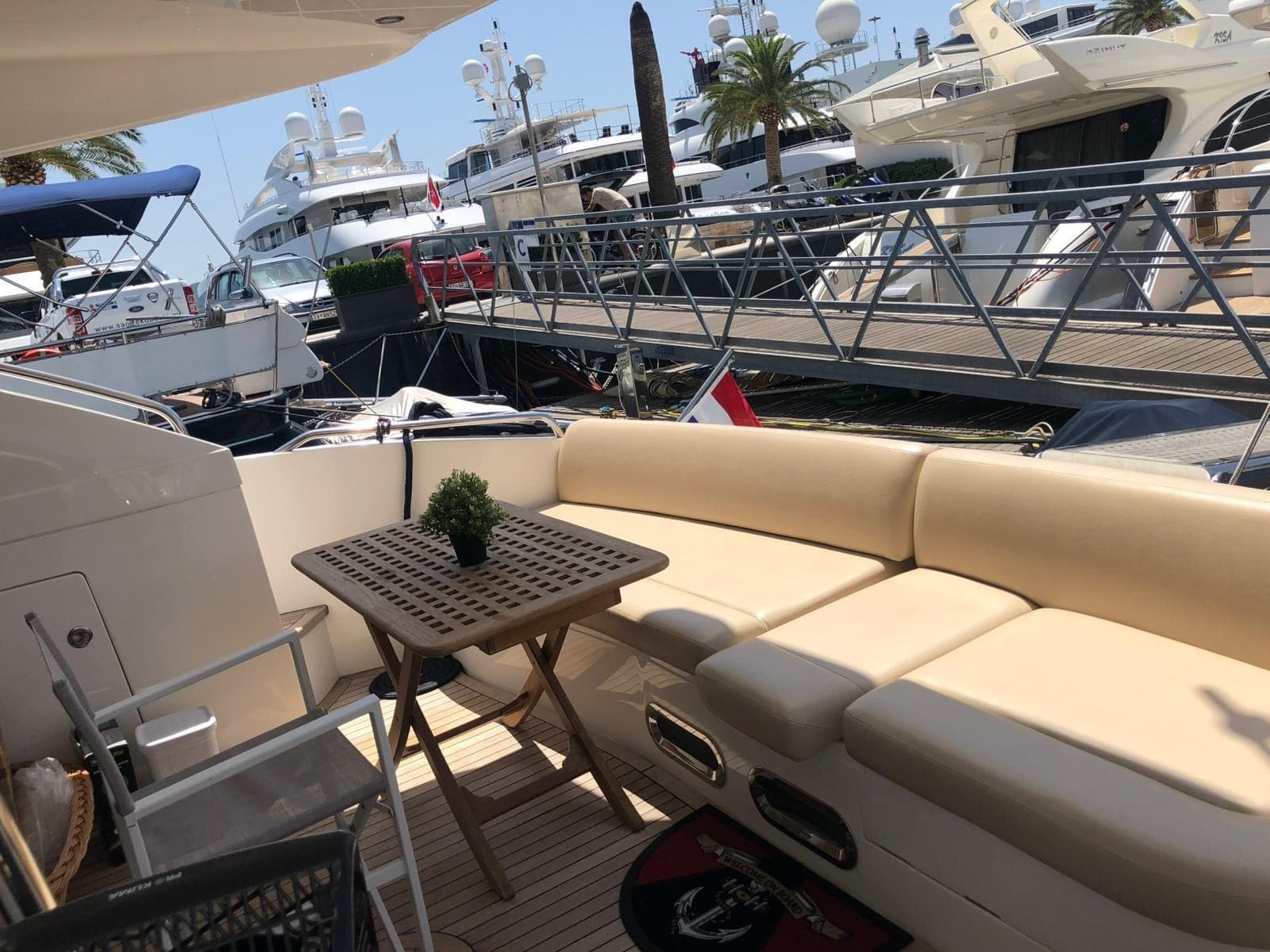 Princess Yachts 50 used - detail 3