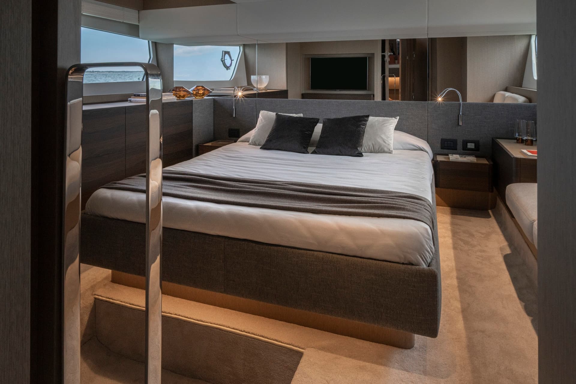 Ferretti Yachts 500 usato - foto hero 14