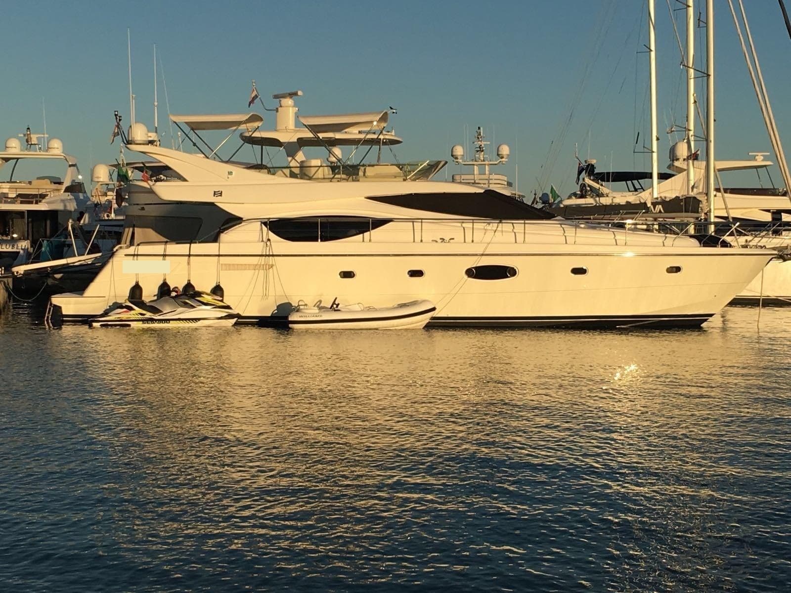 Ferretti Yachts 550 usato - dettaglio 4