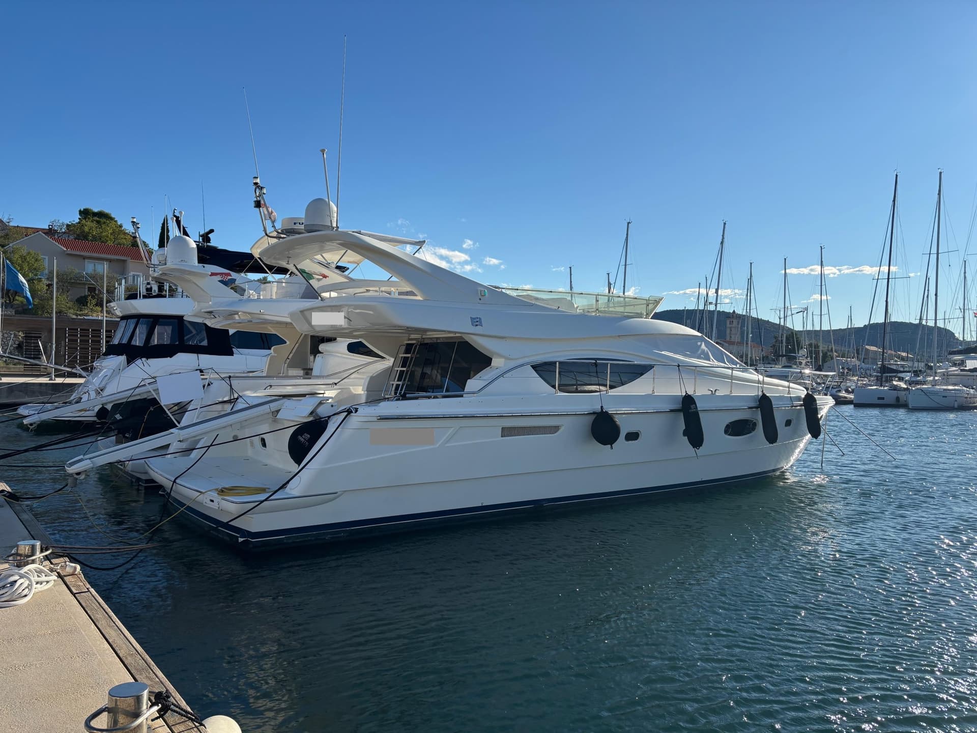 Ferretti Yachts 550 usato - dettaglio 2