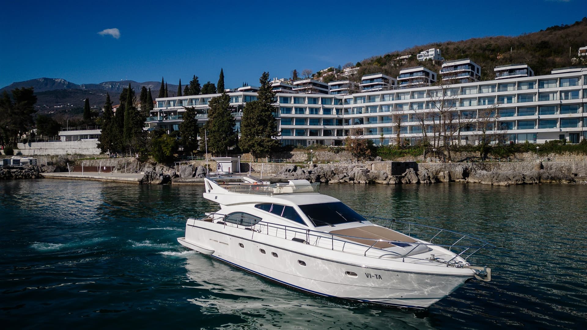 Ferretti Yachts Ferretti 53 used - detail 1
