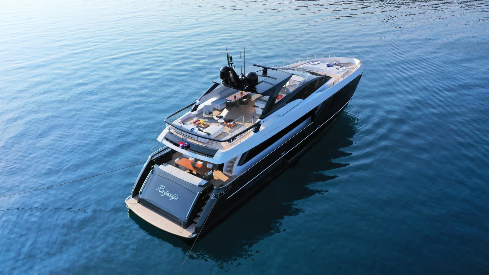 Riva 100 Corsaro used - detail 3