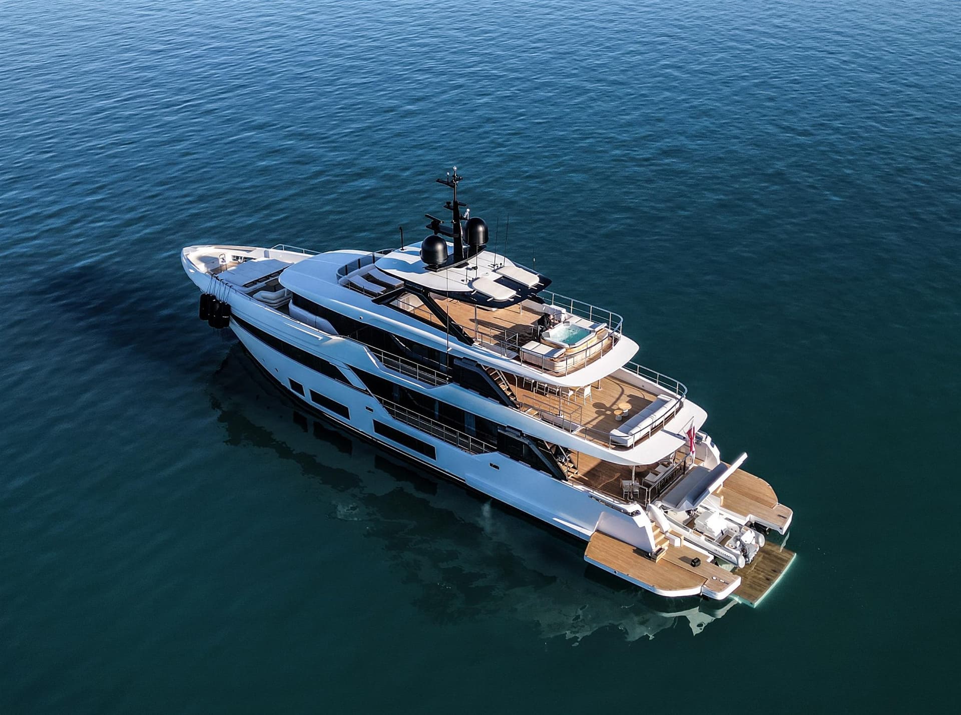 Custom Line Navetta 38 usato - foto hero 5