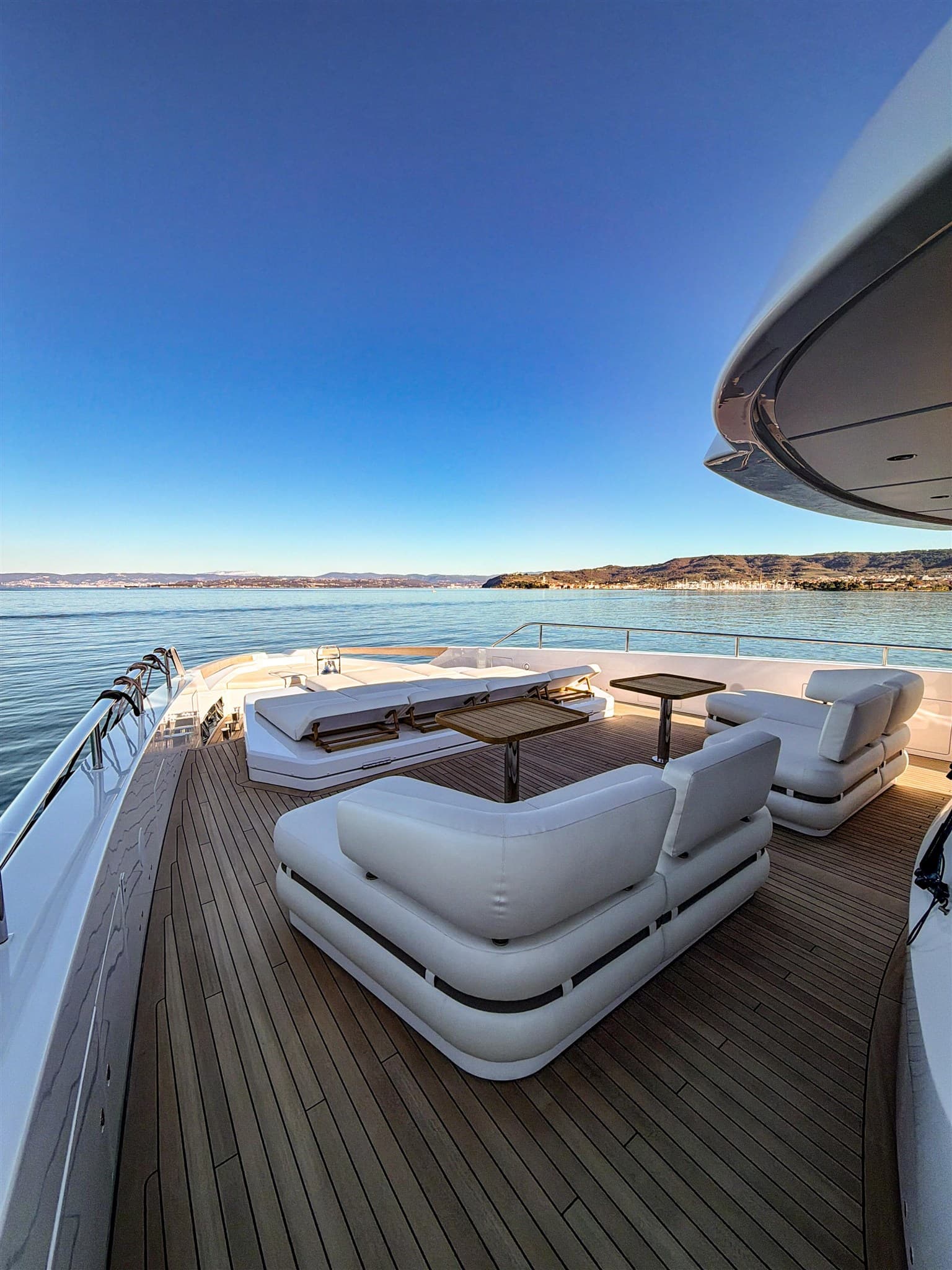 Custom Line Navetta 38 usato - foto hero 13