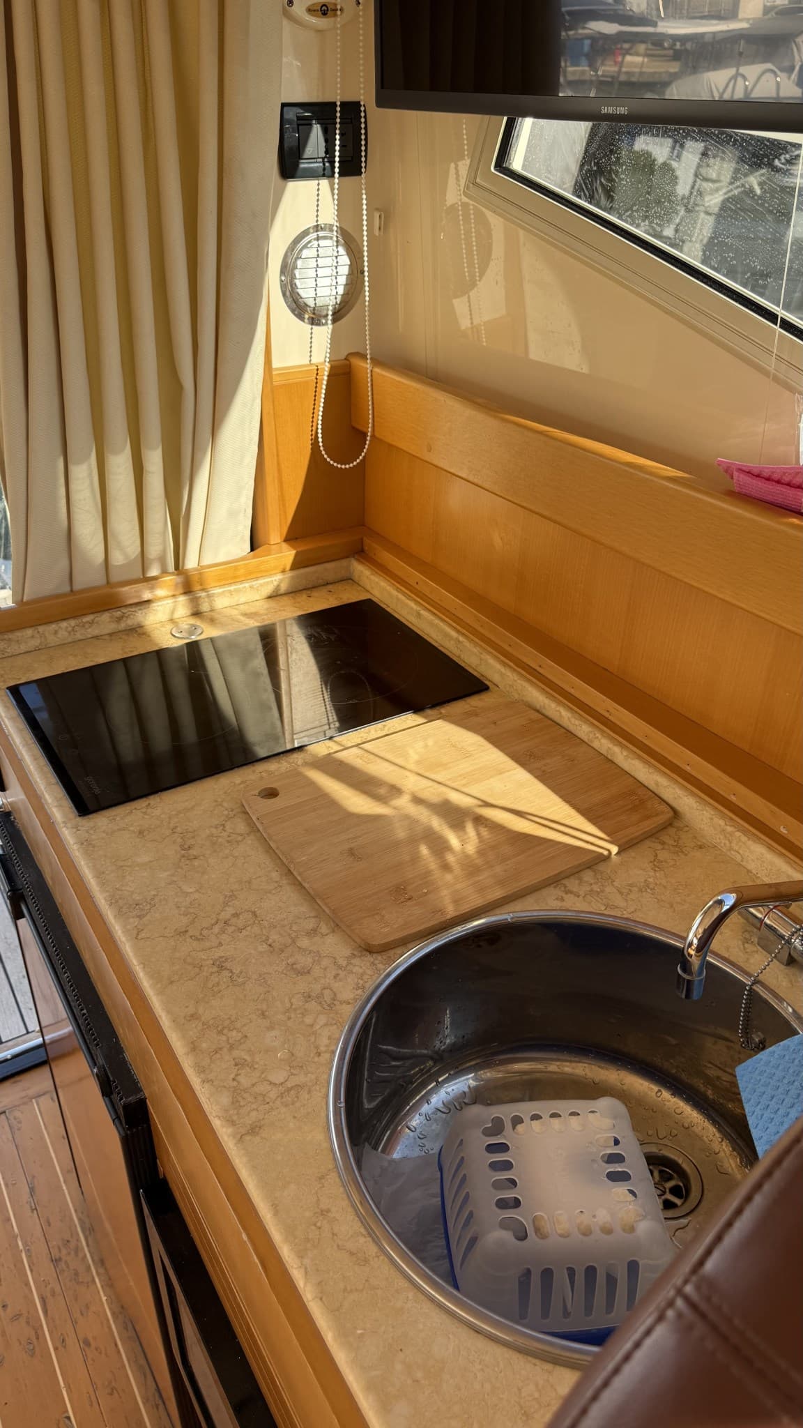Portofino Marine PORTOFINO 37 HARD TOP usato - foto hero 17