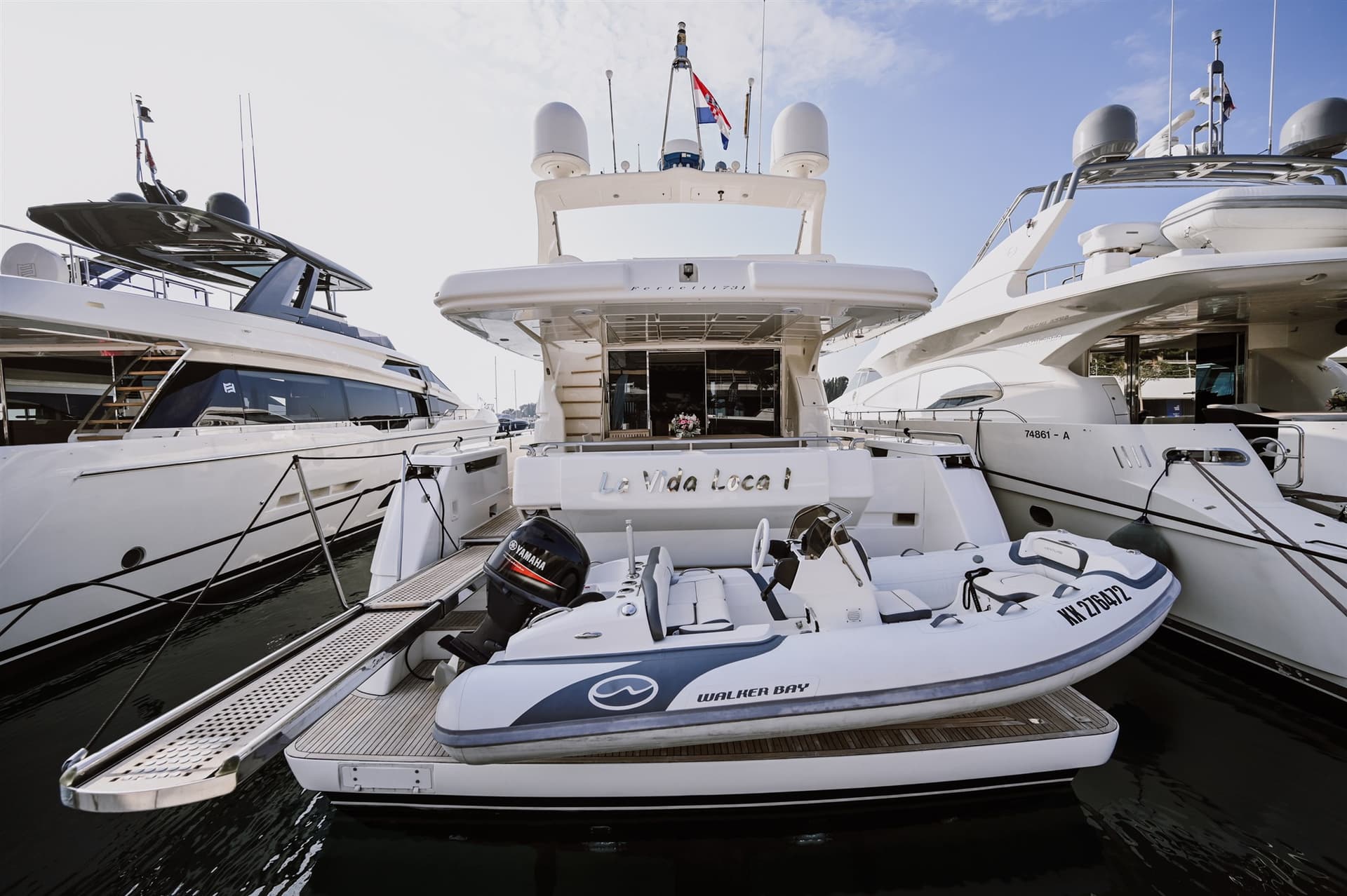 Ferretti Yachts 731 used - detail 2