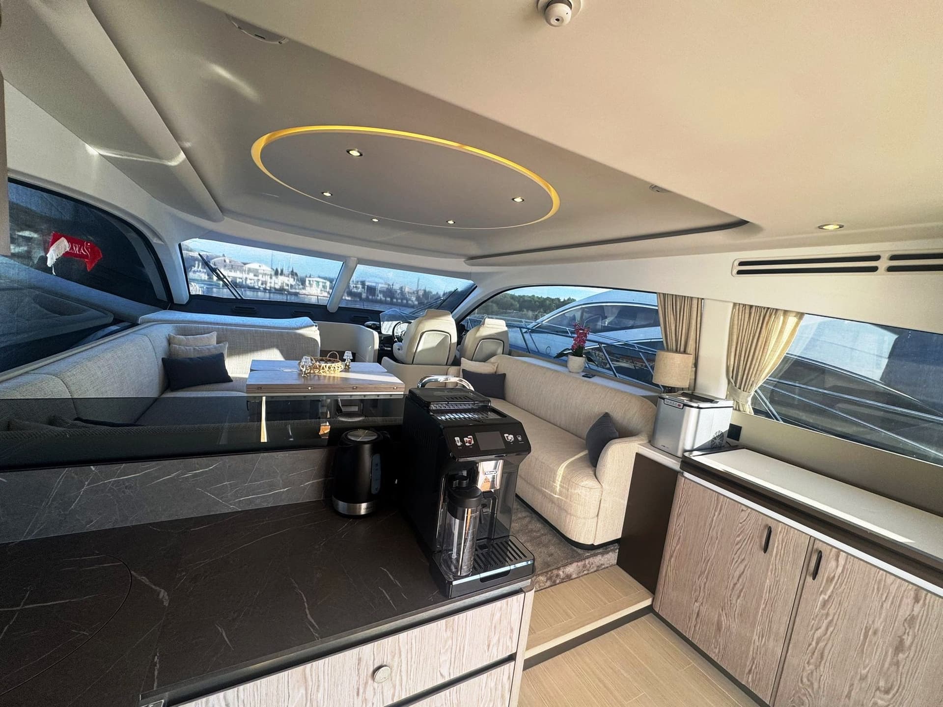Azimut 53 Flybridge usato - foto hero 9
