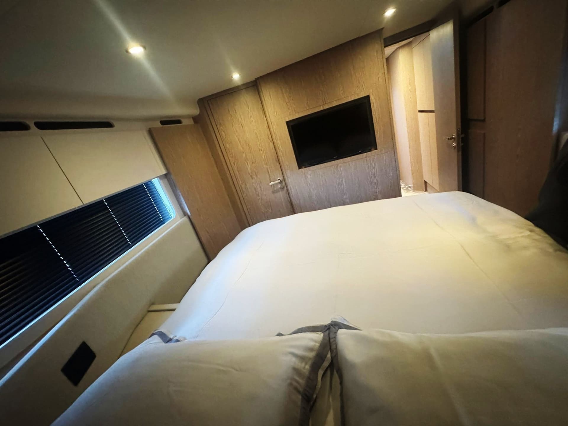 Azimut 53 Flybridge usato - foto hero 20