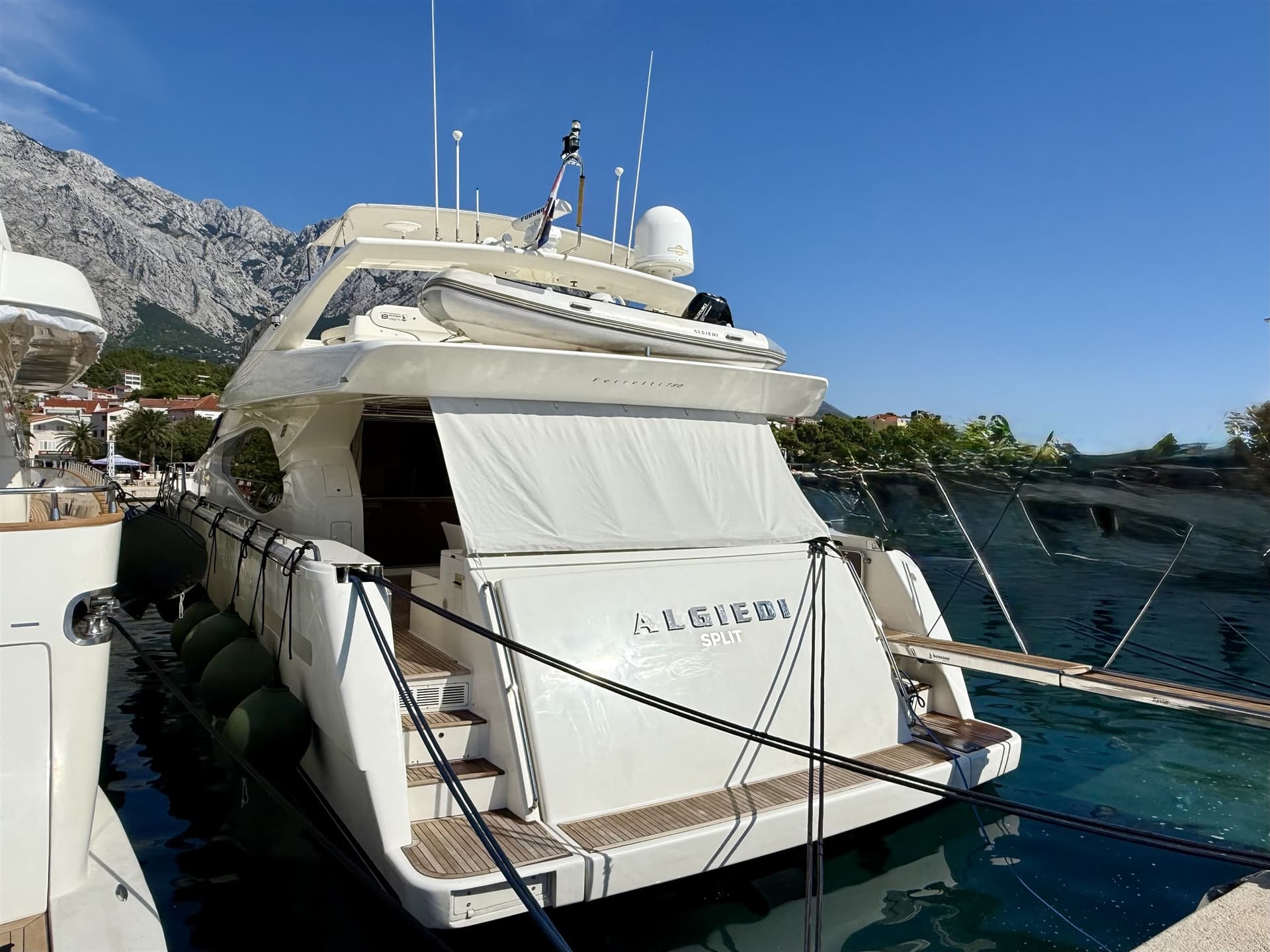 Ferretti Yachts Ferretti 780 gebraucht - Detail 2
