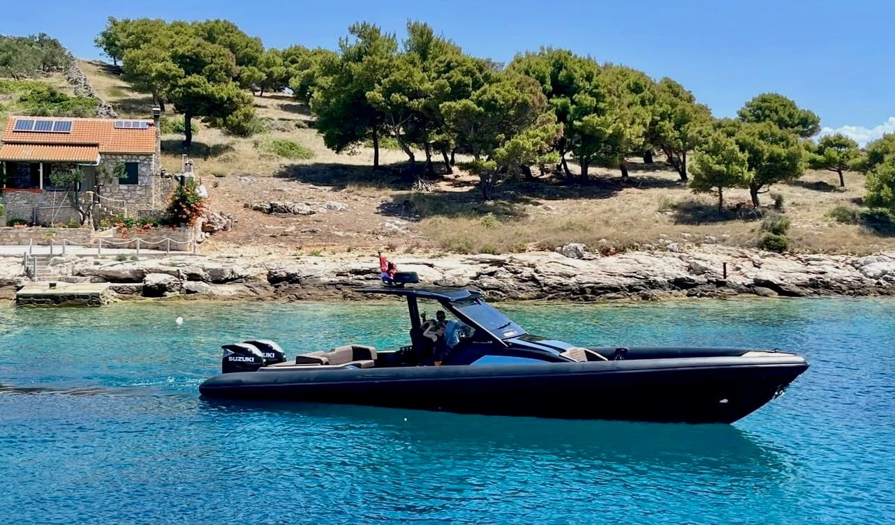 Technohull Explorer 40 used - detail 2