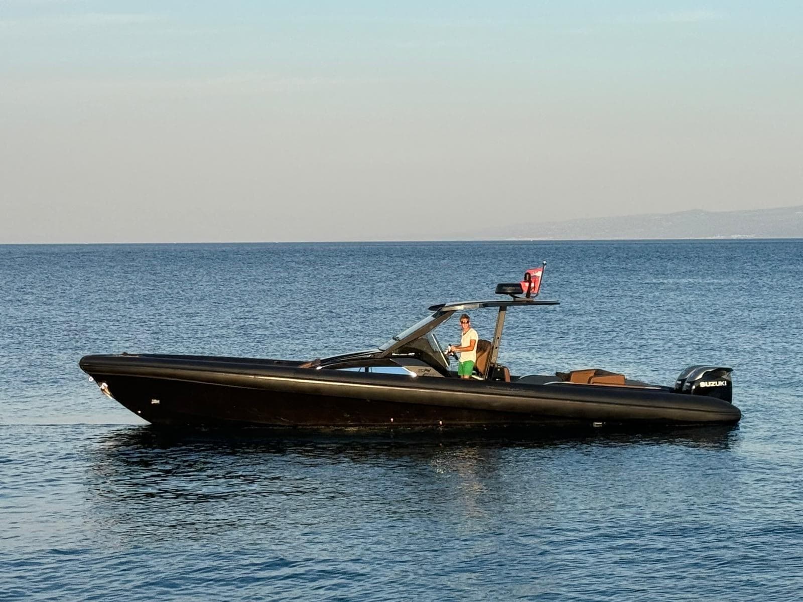 Technohull Explorer 40 used - detail 3