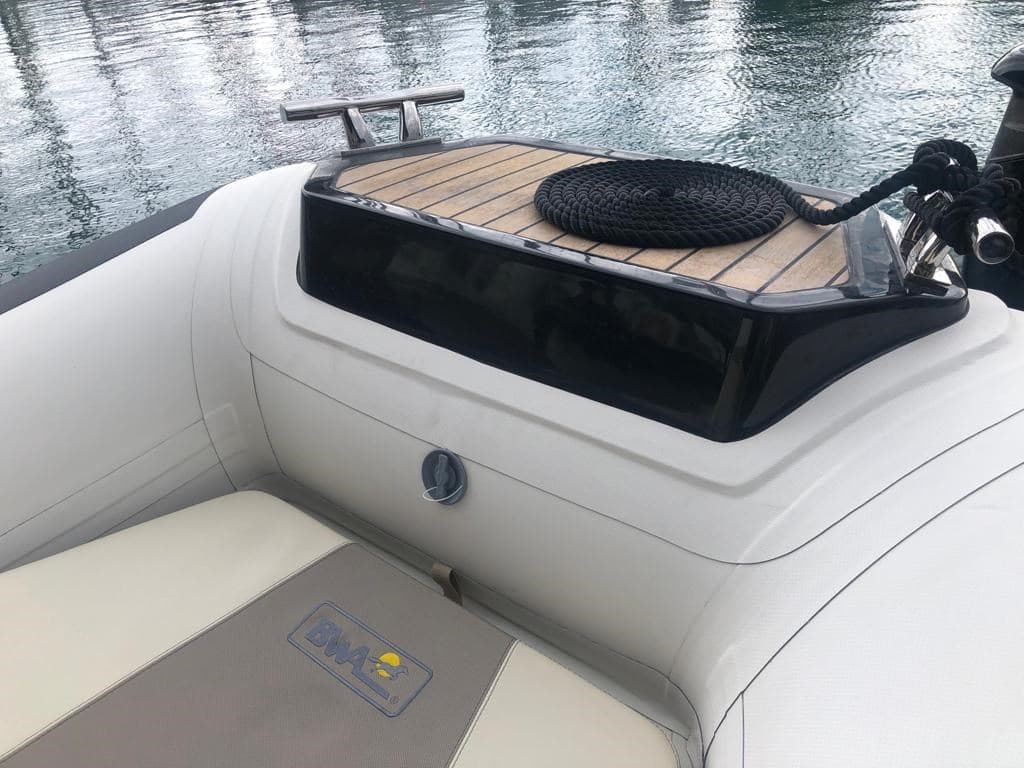 BWA 34 Premium usato - dettaglio 3