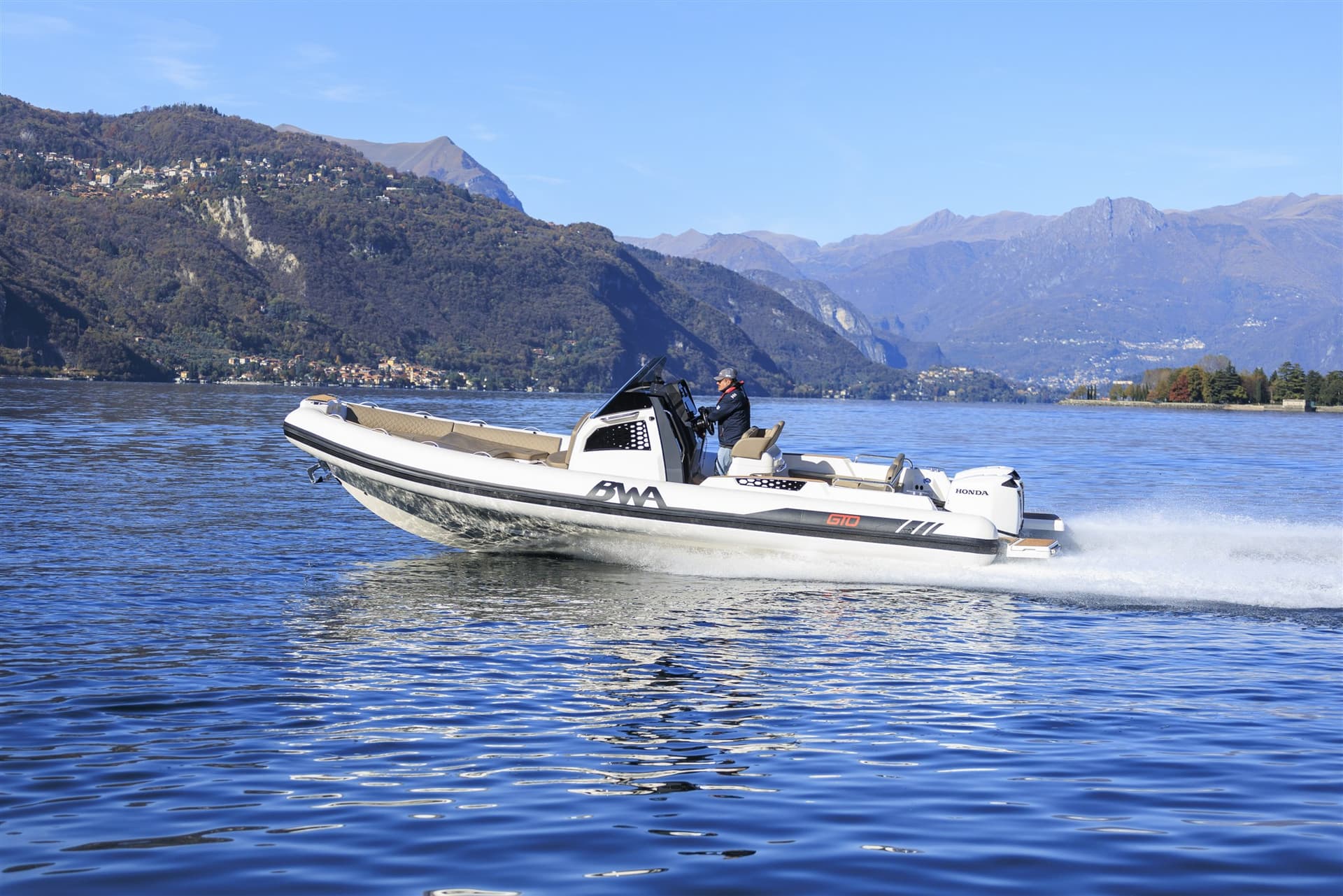 BWA 328 Gto - Interior View BWA 328 Gto - Interior View