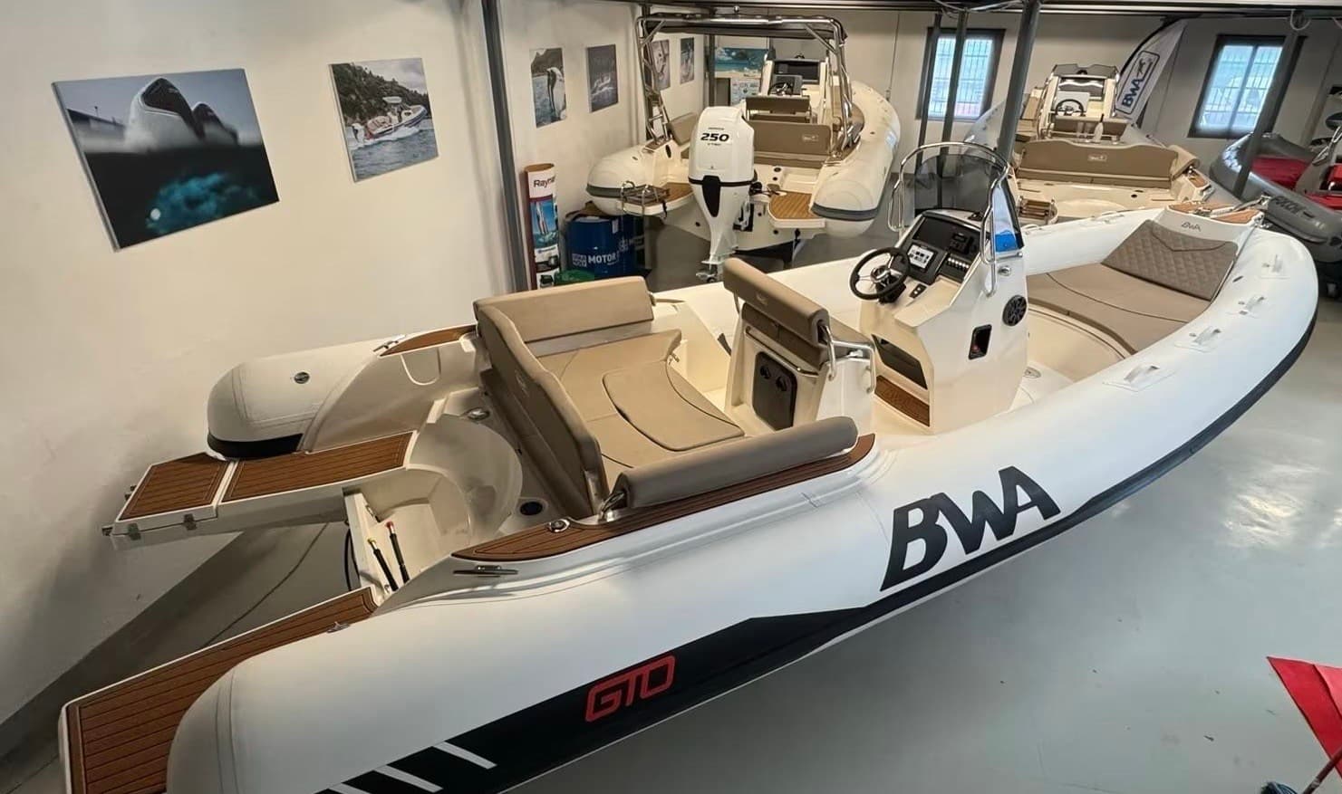 BWA 238 Gto - Interior View BWA 238 Gto - Interior View