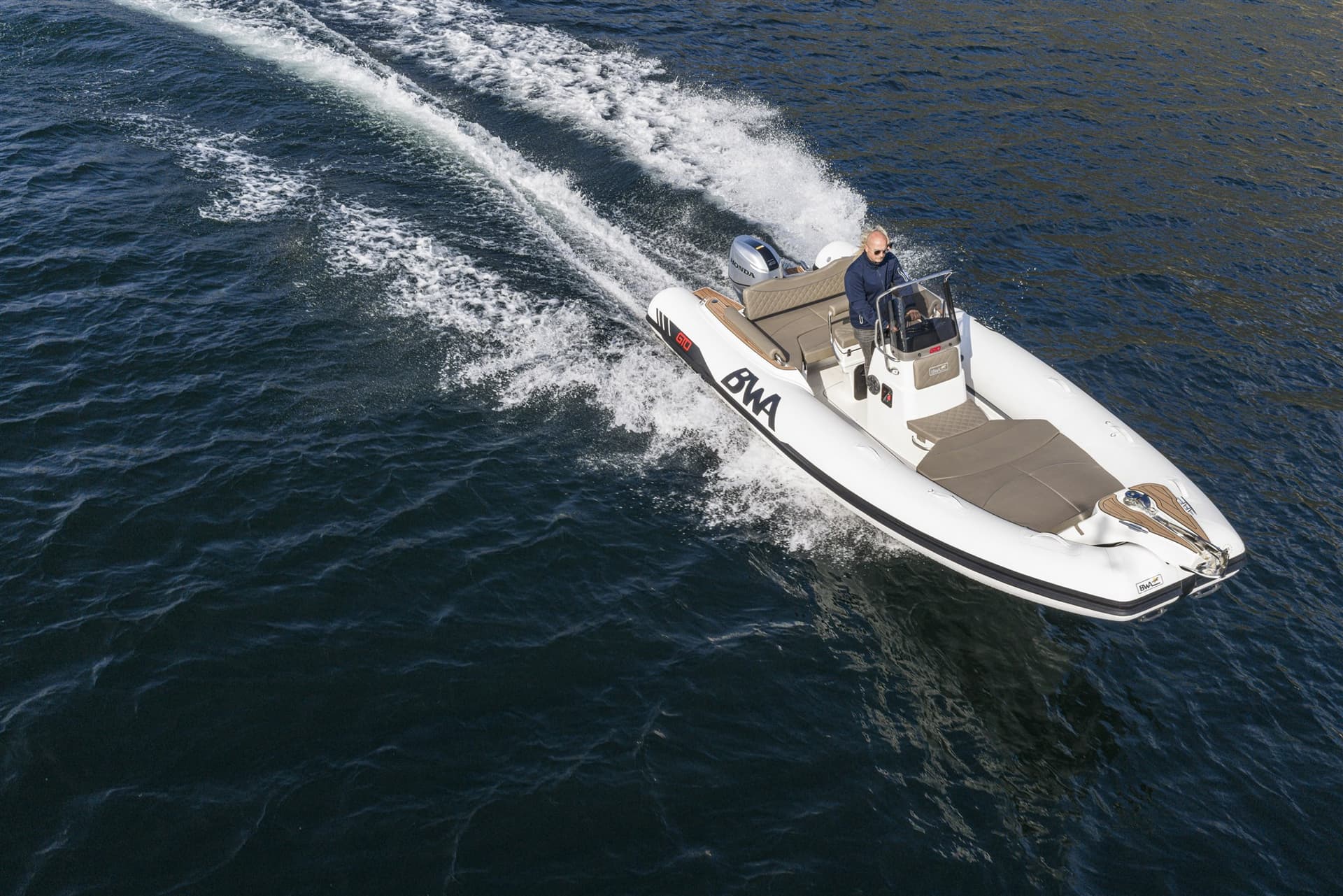 BWA 218 Gto - Interior View BWA 218 Gto - Interior View