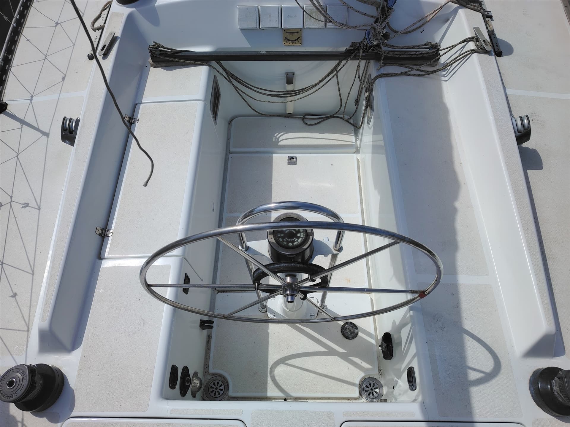 Polaris Polaris 37 - Interior View Polaris Polaris 37 - Interior View