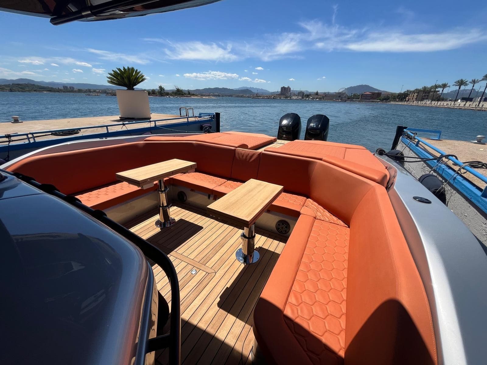 SACS Strider 15 - Deck View SACS Strider 15 - Deck View