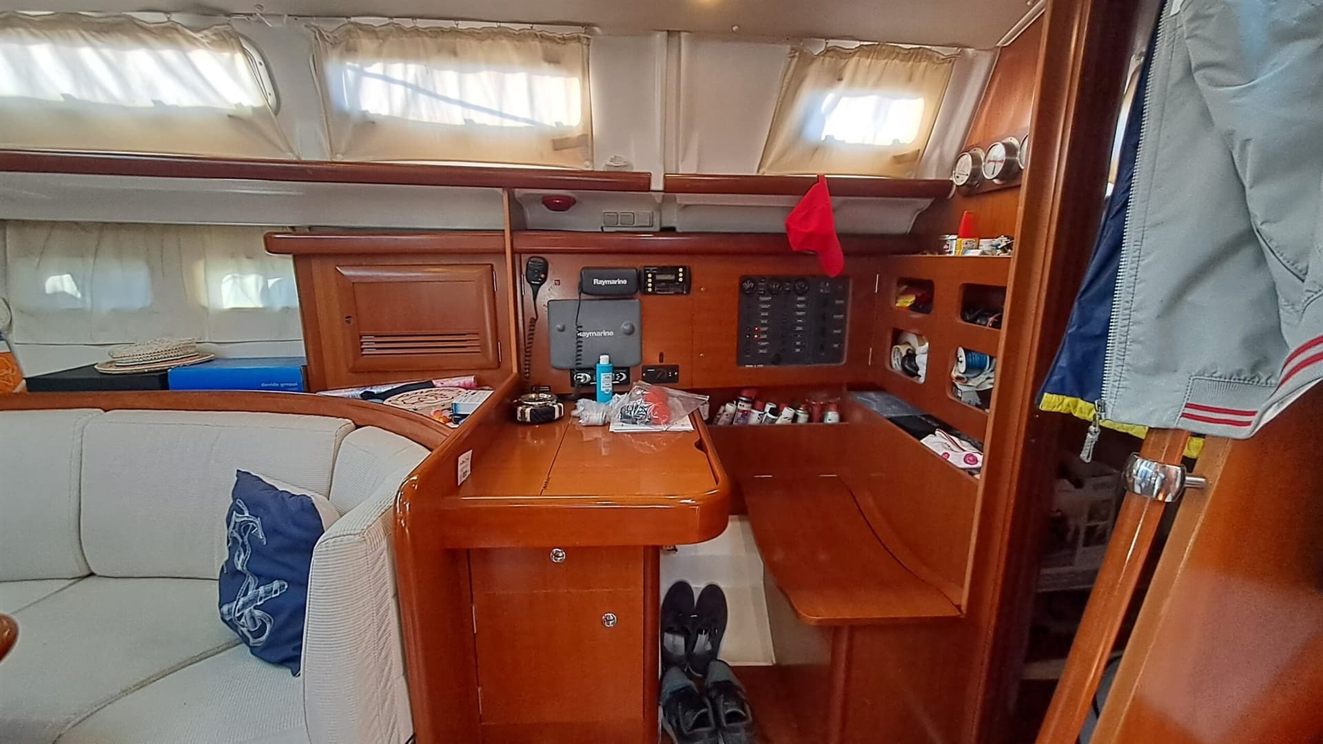 Beneteau Oceanis 423 Clipper d'occasion - image hero 13