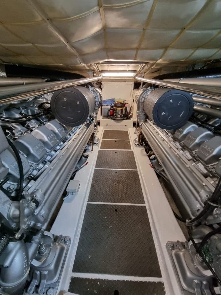 Pershing Pershing 76 usato - foto hero 10