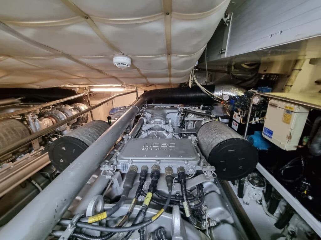 Pershing Pershing 76 usato - foto hero 9