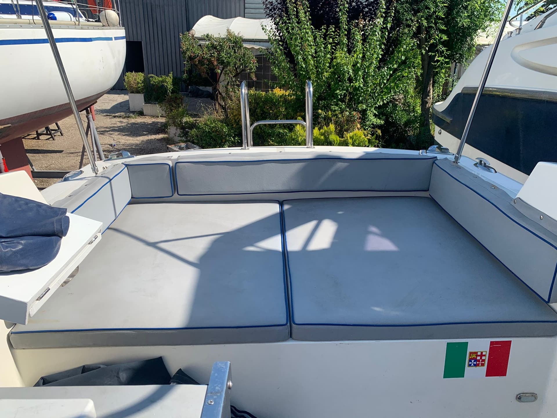 Amalfi Diamante 27 - Deck View Amalfi Diamante 27 - Deck View