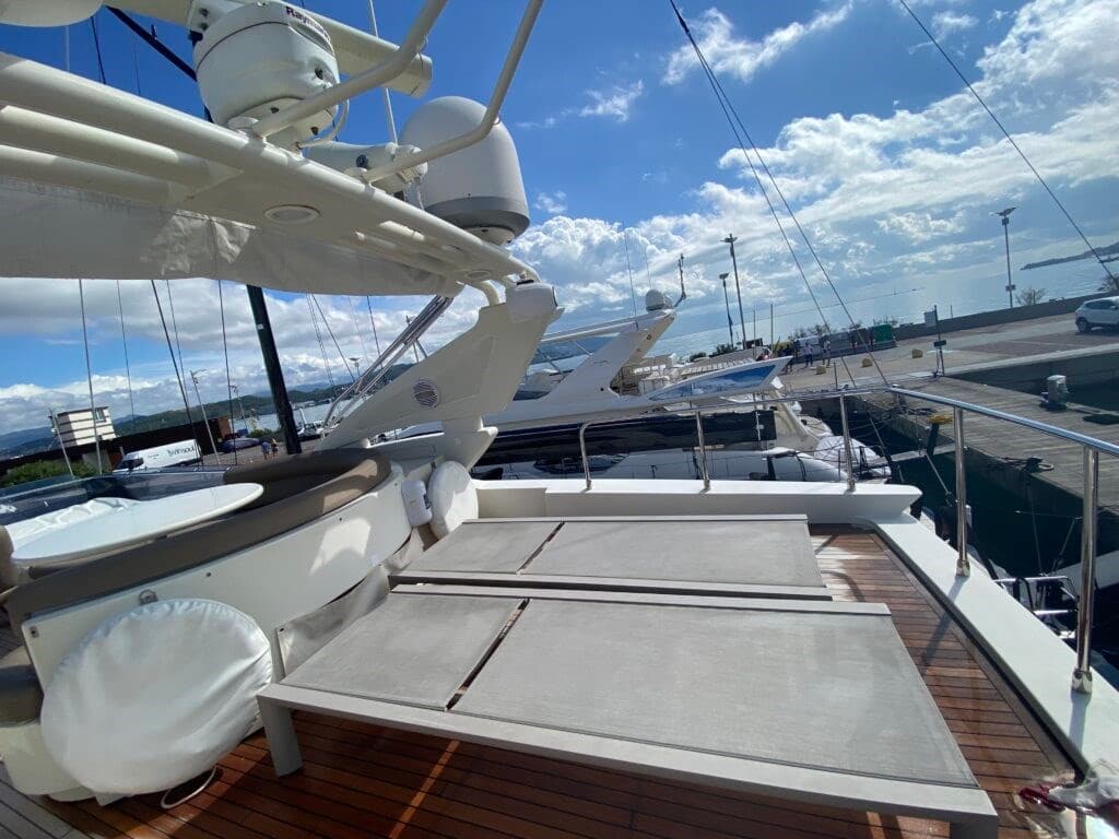 Dominator Yachts 680 used - hero image 5
