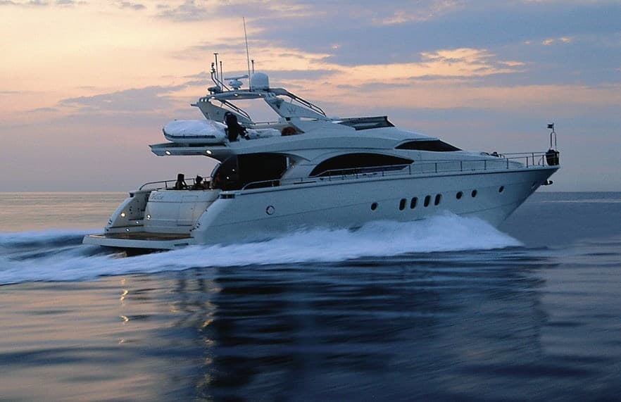 Dominator Yachts 680 - Main View Dominator Yachts 680 - Main View