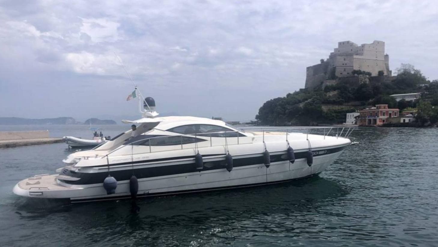 Pershing Pershing 52' - Main View Pershing Pershing 52' - Main View