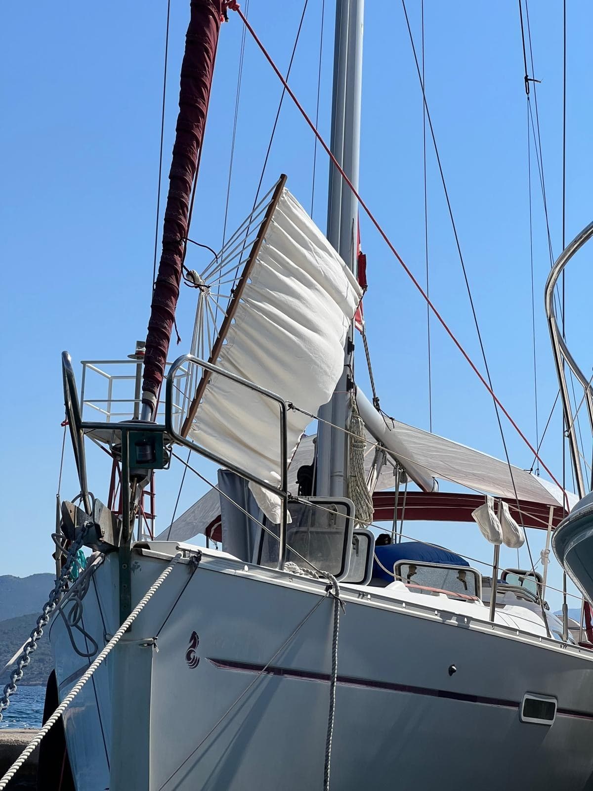 Beneteau Oceanis 393 Clipper - Interior View Beneteau Oceanis 393 Clipper - Interior View