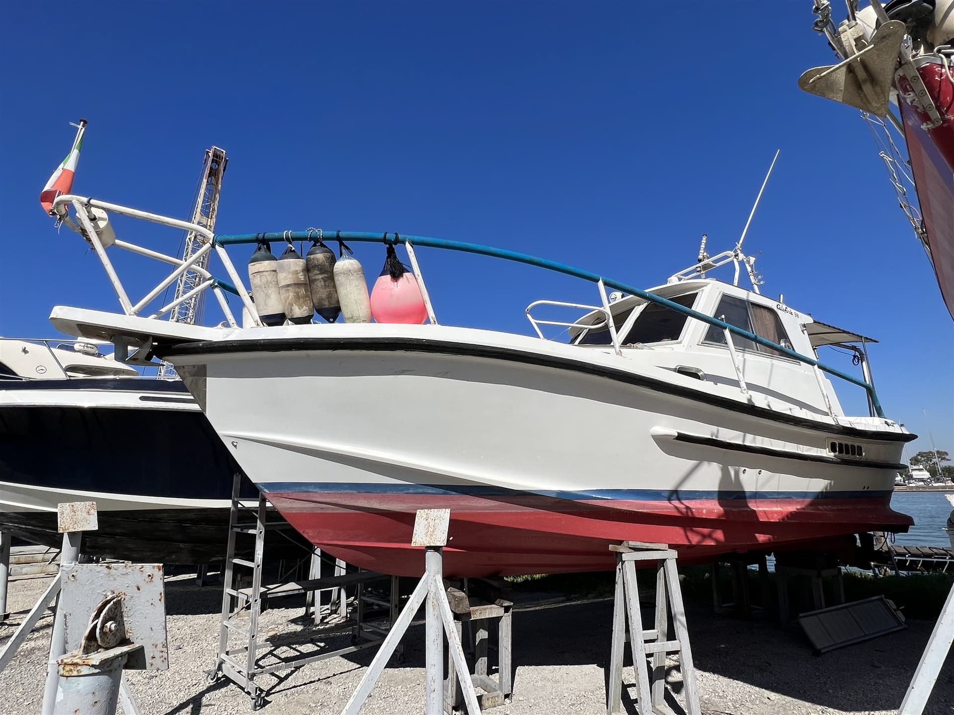 Catarsi Calafuria 98 - Deck View Catarsi Calafuria 98 - Deck View