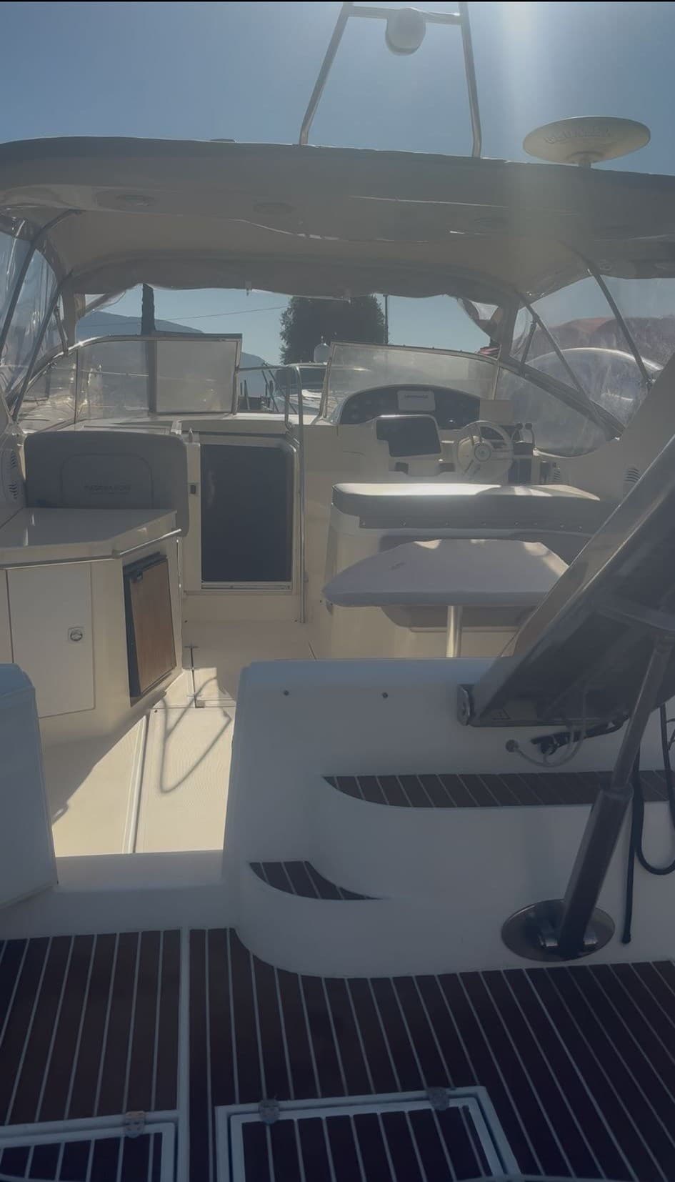 Innovazioni e Progetti Mira 36 - Deck View Innovazioni e Progetti Mira 36 - Deck View