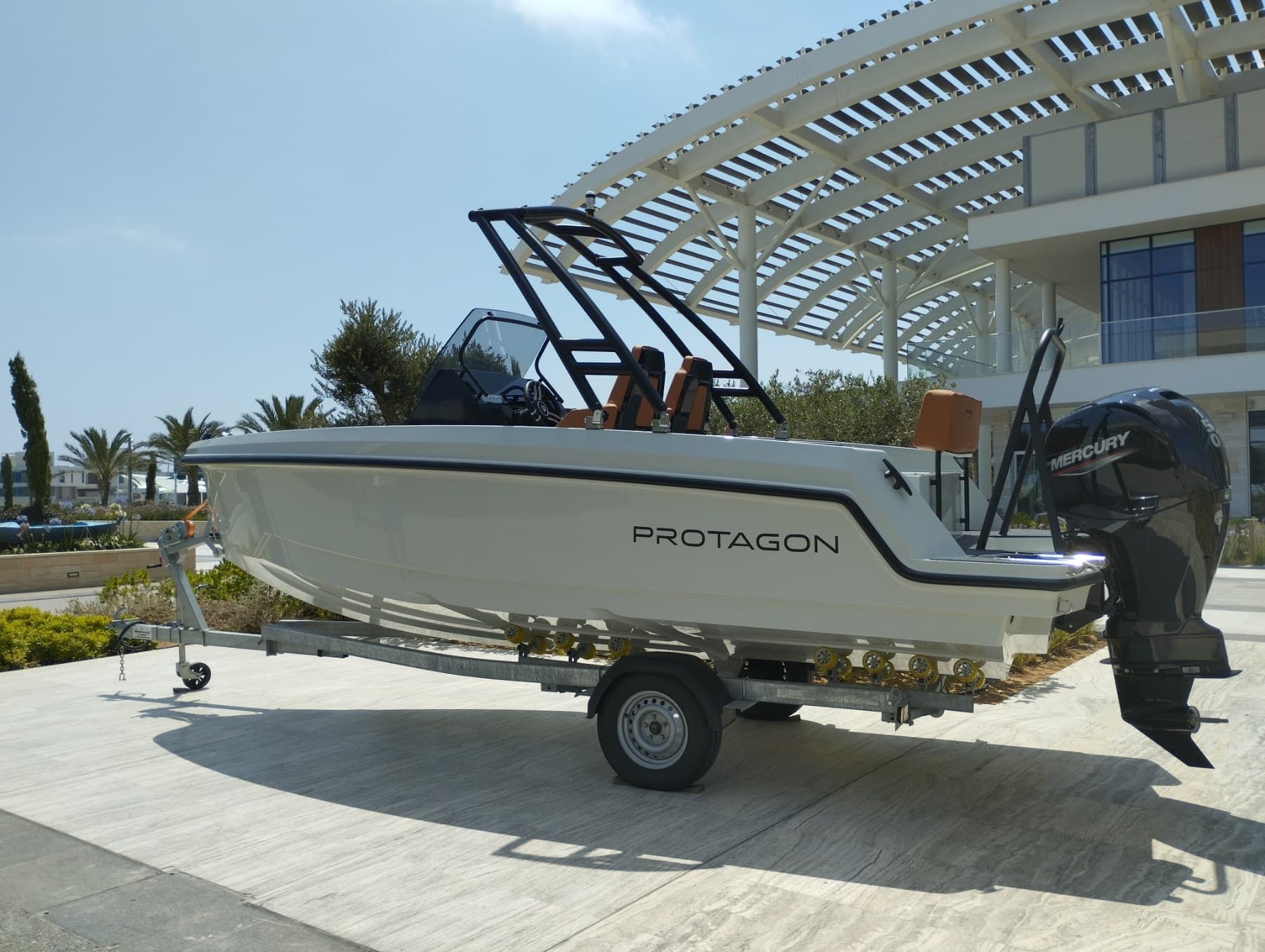 Protagon 20 - Main View Protagon 20 - Main View