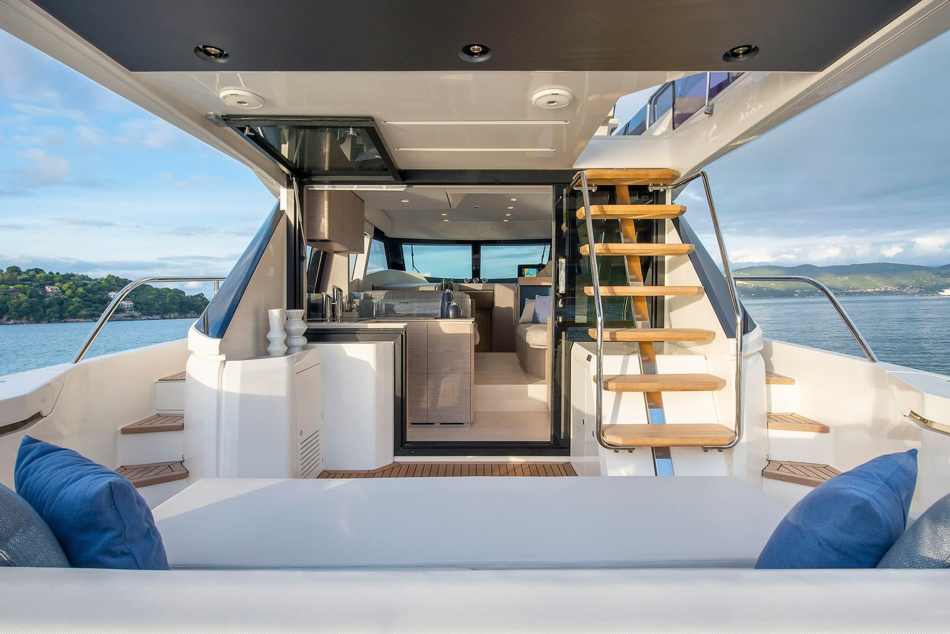 Ferretti Yachts 500 usato - foto hero 3