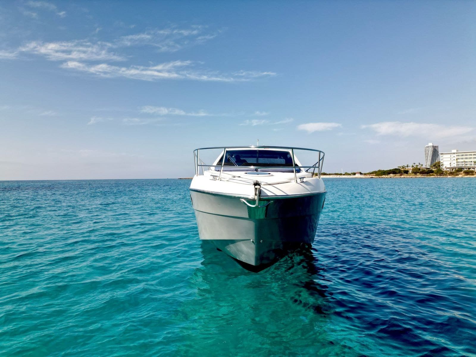 Rio Parana 38 - Deck View Rio Parana 38 - Deck View