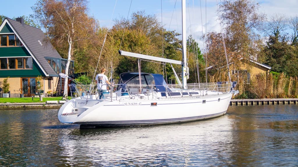 Jeanneau Sun Kiss 47 - Deck View Jeanneau Sun Kiss 47 - Deck View