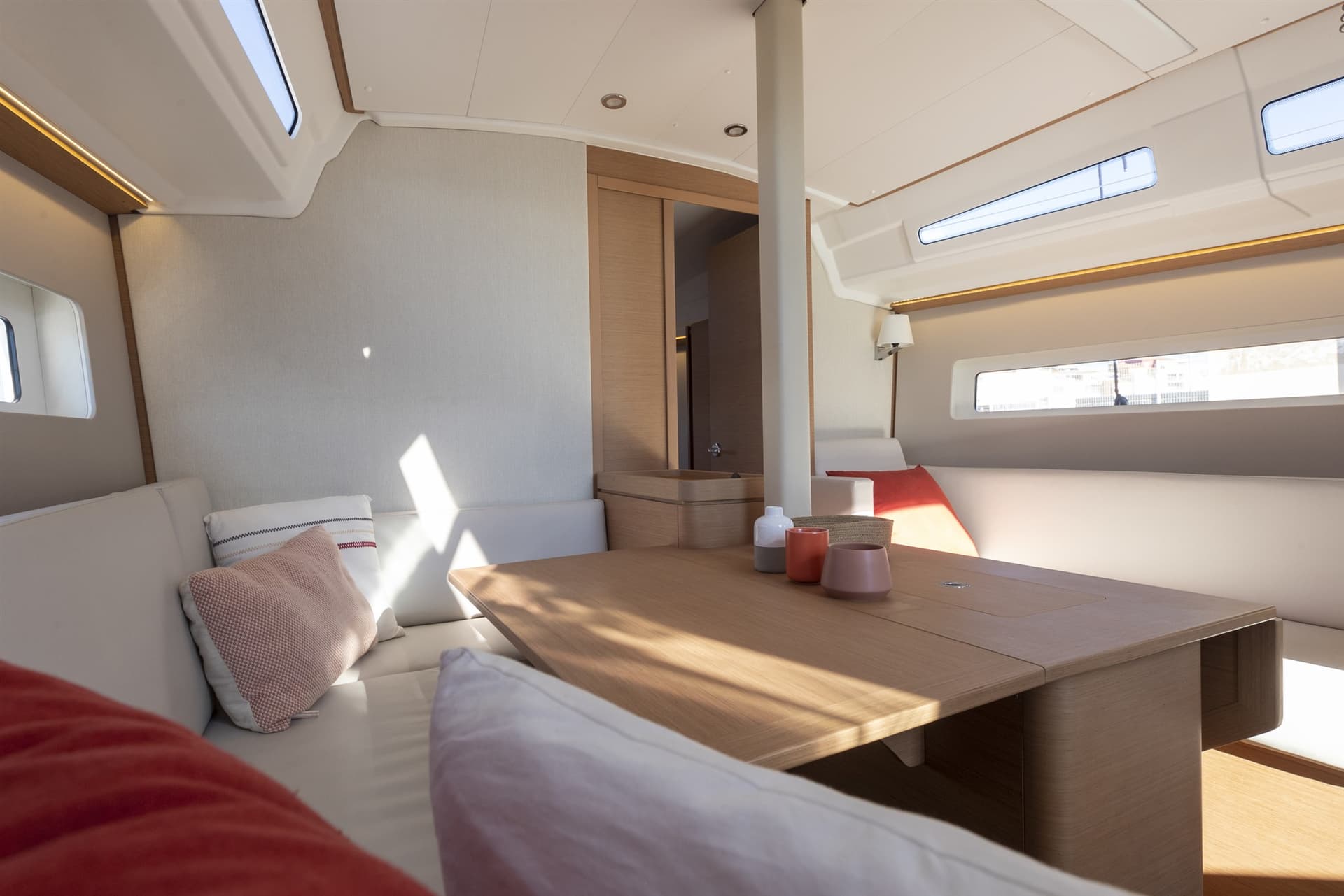 Jeanneau SUN ODYSSEY 380 usato - foto hero 47