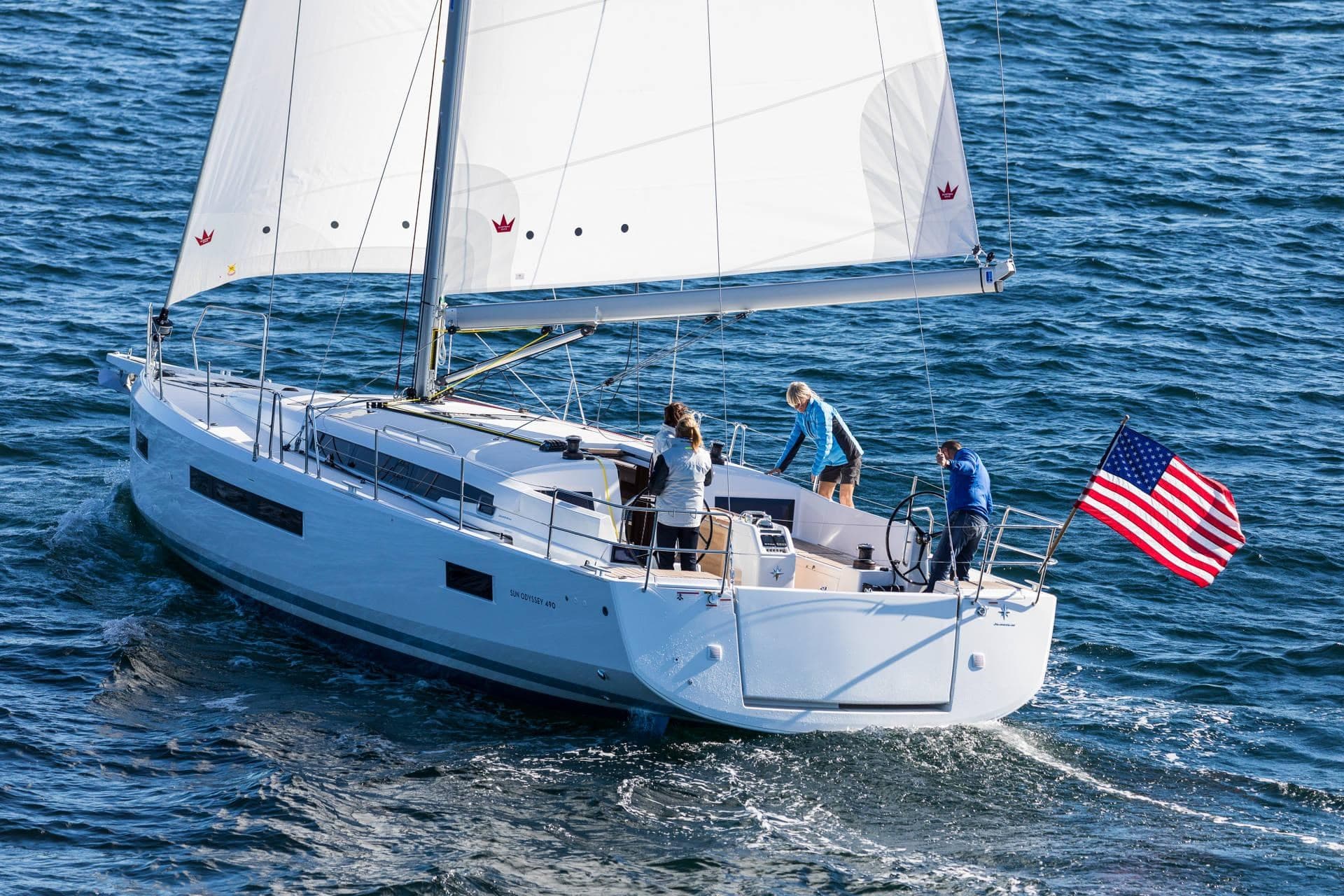 Jeanneau Sun Odyssey 490 - Deck View Jeanneau Sun Odyssey 490 - Deck View