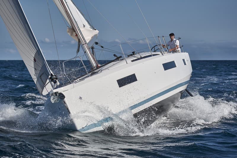 Jeanneau SUN ODYSSEY 440 usato - foto hero 2